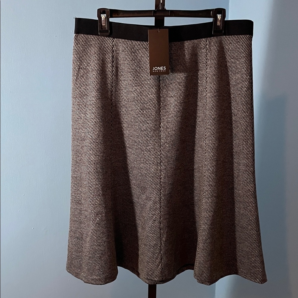 Jones New York Black and Grey Tweed A-Line Pull-on Skirt